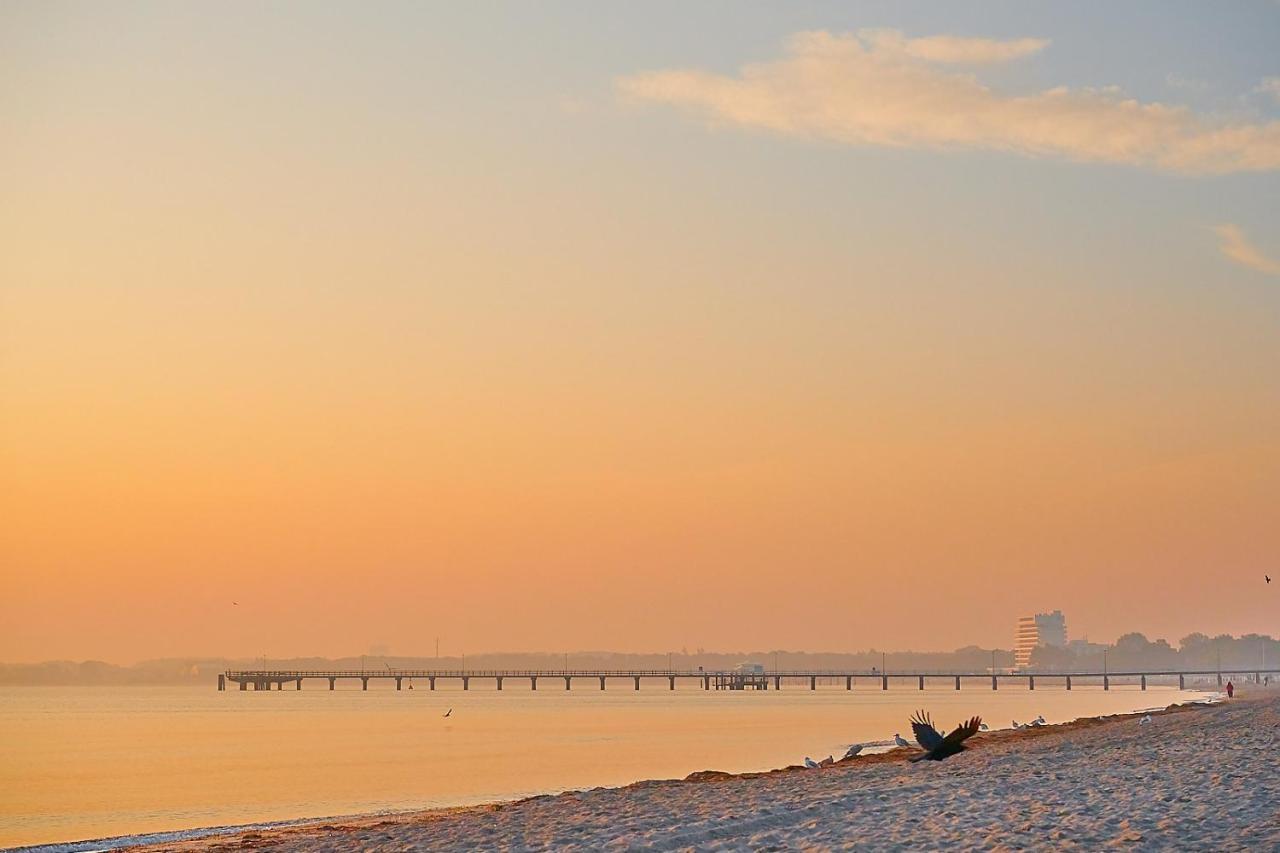 Strandhotel Fontana Timmendorfer Strand Exteriör bild